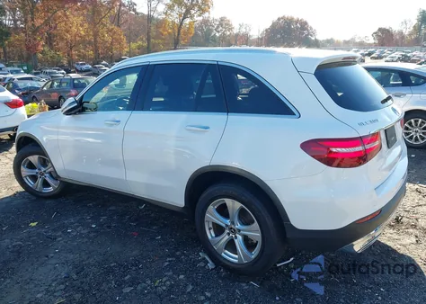 2018 Mercedes-Benz Glc 300 4Matic z USA, uszkodzony, nr VIN WDC0G4KB9JV017637